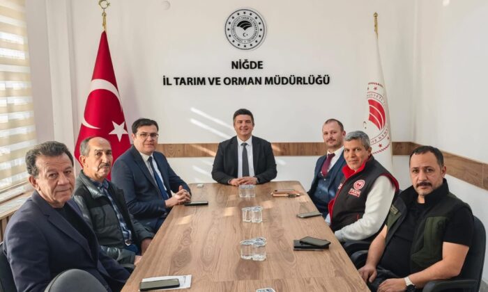 NİĞDE’DE KURAKLIK VE SU YÖNETİMİ GÜNDEMİ ELE ALINDI