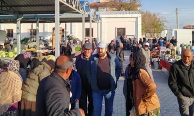 BAŞKAN HALİSDEMİR’DEN PAZARA MORAL VEREN ZİYARET