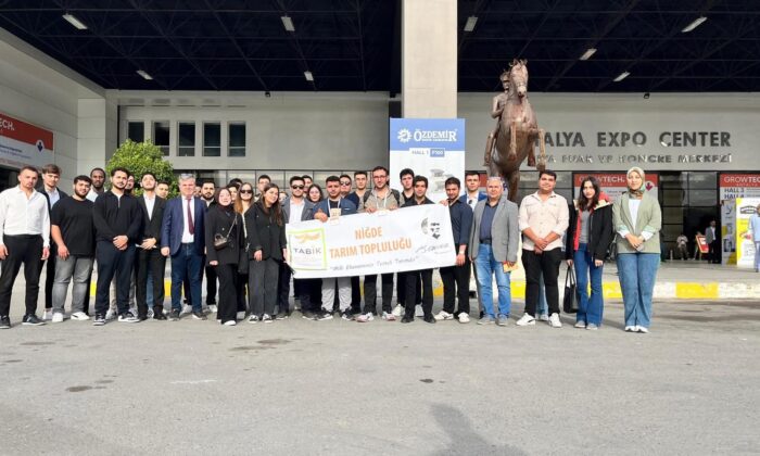 NÖHÜ TARIM BİLİMLERİ FAKÜLTESİ ÖĞRENCİLERİNDEN GROWTECH FUARINA TEKNİK GEZİ