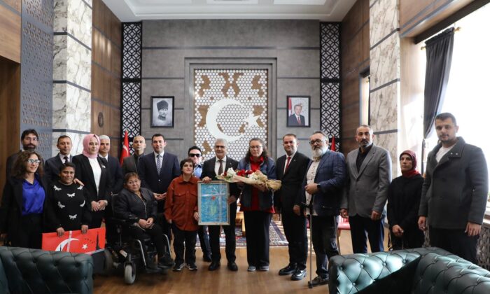 3 ARALIK’TA ÖZEL BİREYLERDEN VALİ ÇELİK’E ZİYARET