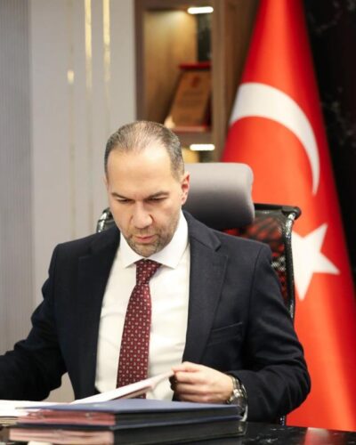 NİĞDE BELEDİYESİ EMEKÇİNİN ALIN TERİNİ KARŞILIKSIZ BIRAKMADI