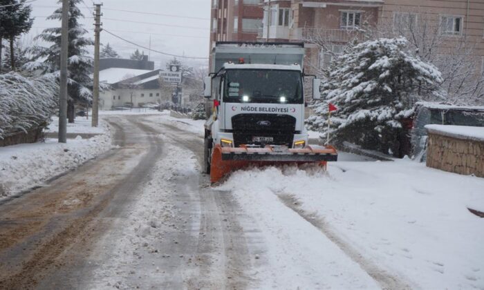 NİĞDE BELEDİYESİ KARDA SINIFI GEÇTİ