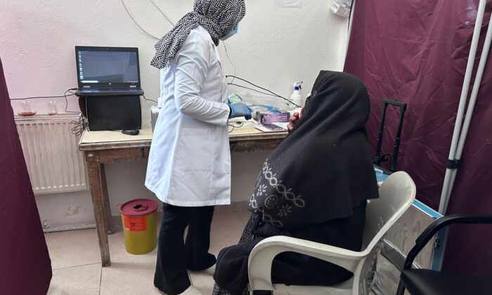 SAĞLIKLI HAYAT EKİBİ DÜNDARLI’DA VATANDAŞLARA YERİNDE HİZMET SUNDU