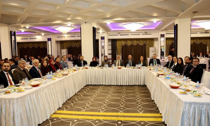 NİĞDE VALİSİ CAHİT ÇELİK’E VEDA YEMEĞİ DÜZENLENDİ