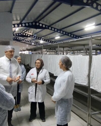 İL MÜDÜRÜ METE SİRKE YATIRIMINI YERİNDE İNCELEDİ