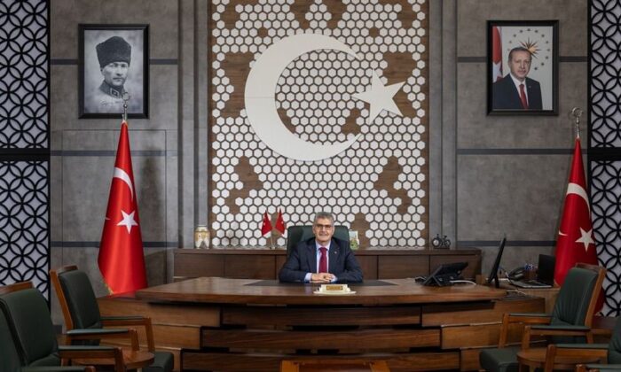 NİĞDE VALİSİNDEN VEDA, BİNGÖL’E YENİ GÖREV