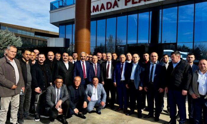 KONYA’DA NİĞDELİ BAŞKAN GÜVEN TAZELEDİ