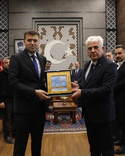 NİĞDE ESNAF VE SANATKÂRLAR ODALARI BİRLİĞİ’DAN NEDİM AKMEŞE’YE ZİYARET