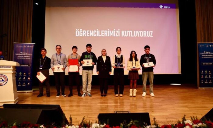 BOR FEN LİSESİ’NDEN TÜBİTAK’TA BÖLGE ÜÇÜNCÜLÜĞÜ