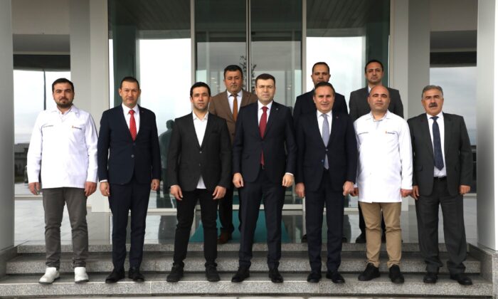 NEDİM AKMEŞE’DEN SANAYİ TESİSLERİNE ZİYARET