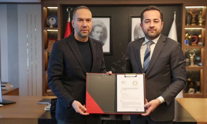 NİĞDE BELEDİYESİ’NDE KADINLARA ÜCRETSİZ HUKUKİ DANIŞMANLIK DÖNEMİ BAŞLADI