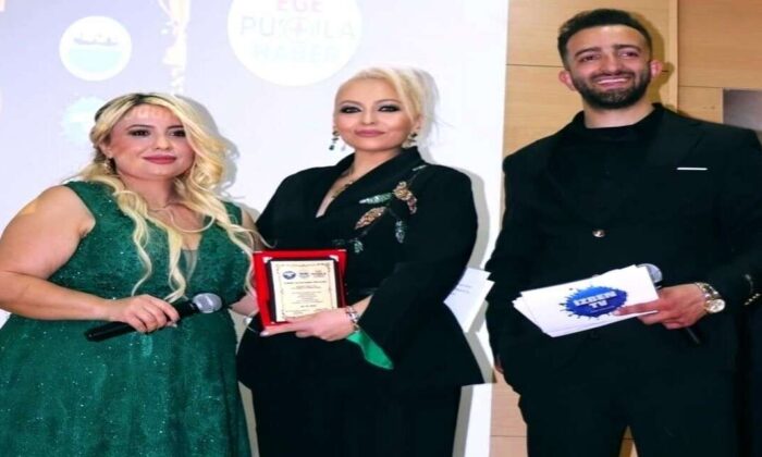 HEMŞEHRİMİZ YASEMİN ÇOPUR TAŞ’A “EN İYİ İŞ KADINI” ÖDÜLÜ