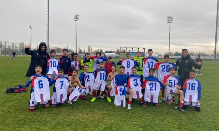 NİĞDELİ GENÇ KRAMPONLARDAN MİLLİ TAKIM YOLUNDA BÜYÜK BAŞARI