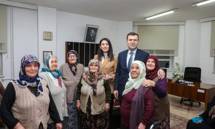 VALİ AKMEŞE HUZUREVİ SAKİNLERİYLE İFTAR SOFRASINDA BULUŞTU