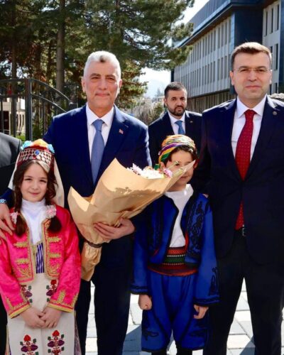 TİCARET BAKANI ÖMER BOLAT’TAN NİĞDE VALİLİĞİ’NE ZİYARET