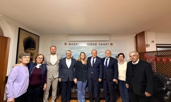 BAŞKENT NİĞDE VAKFI’NDA YENİ YÖNETİM BELİRLENDİ