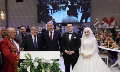 VURAL AİLESİNİN MUTLU GÜNÜ