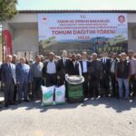 NİĞDE’DE ÜRETİCİYE TOHUM VE ÇİLEK FİDESİ DESTEĞİ