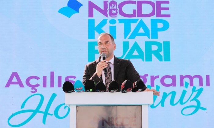 NİĞDE’DE KİTAP ŞÖLENİ BAŞLIYOR