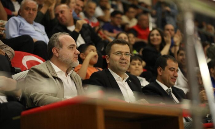 OKUL SPORLARI FUTSAL FİNALLERİ NİĞDE’DE NEFES KESTİ