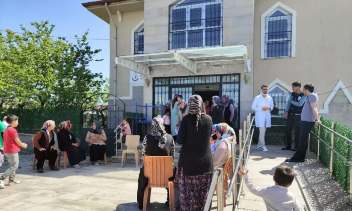 OBRUK KÖYÜ’NDE KAPSAMLI SAĞLIK TARAMASI YAPILDI