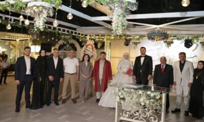 SİYASET VE İŞ DÜNYASINI BİR ARAYA GETİREN DÜĞÜN