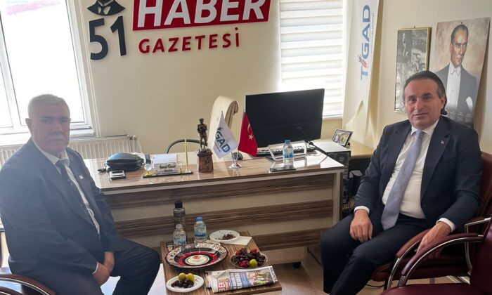 BOR KAYMAKAMI GÖKHAN GÖRGÜLÜARSLAN’DAN 51 HABER GAZETESI’NE ZIYARET