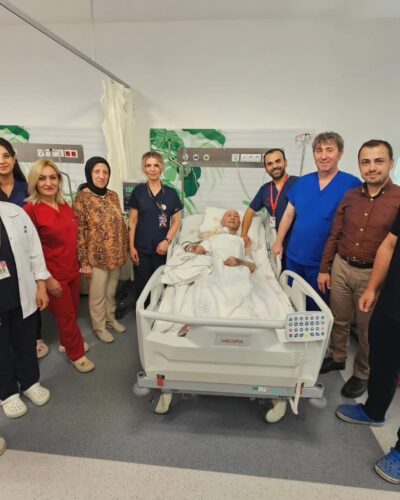 NİĞDE’DE BİR İLK AORT YIRTILMASI TEVAR YÖNTEMİYLE BAŞARIYLA TEDAVİ EDİLDİ