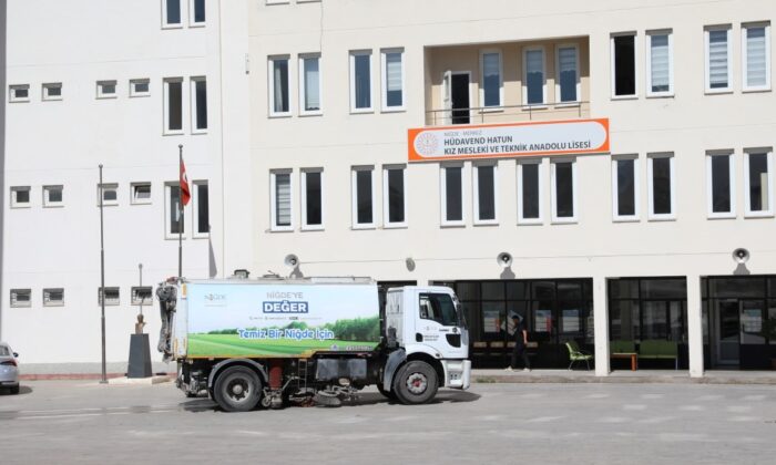 NİĞDE BELEDİYESİ’NDEN OKULLARA ‘YENİ EĞİTİM YILI’ DOKUNUŞU
