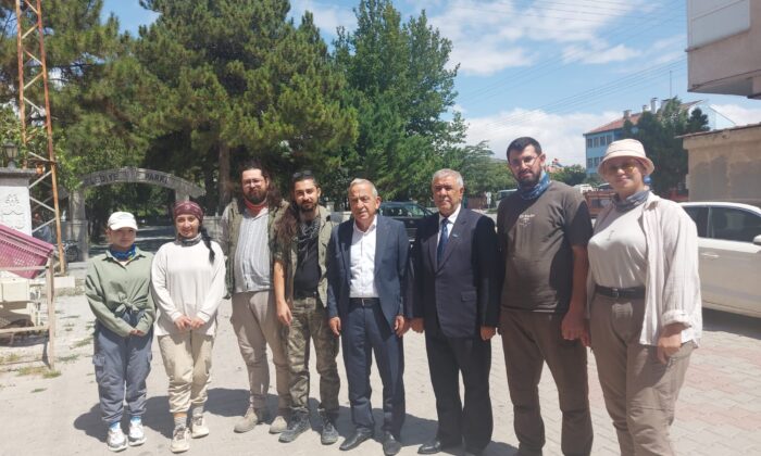 TYANA ROMA HAVUZU’NDA TARİHİN İZLERİ GÜN YÜZÜNE ÇIKIYOR