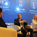 BAŞKAN ÖZDEMİR TÜRKİYE HİDROJEN ZİRVESİ’NDE NİĞDE’NİN YEŞİL ENERJİ MODELİNİ ANLATTI