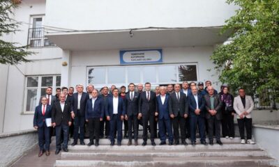 VALİ AKMEŞE, ÇAMARDI’DA MUHTARLARIN TALEPLERİNİ DİNLEDİ